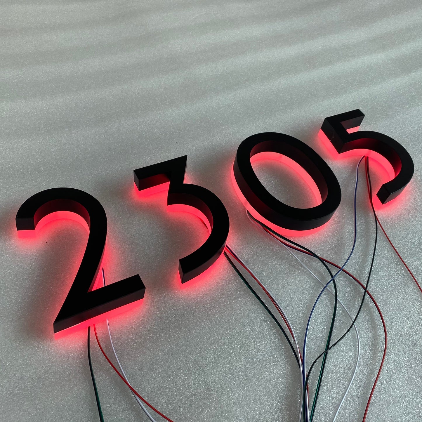 Professional Led Numbers Glow in The Dark Bright Led House Number Letter Signs with Back Acrylic Lights