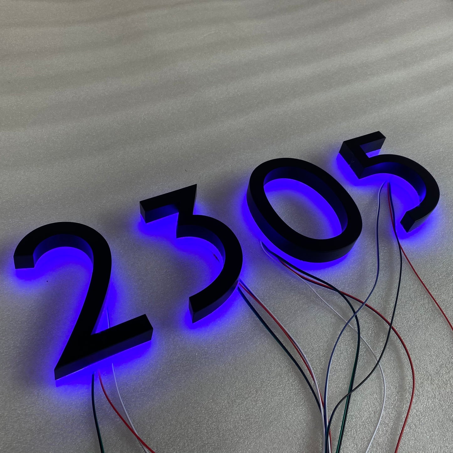 Professional Led Numbers Glow in The Dark Bright Led House Number Letter Signs with Back Acrylic Lights